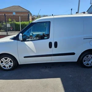 2018 Fiat Doblo 16V SX MULTIJET II DOG VAN*K9*NO VAT*REAR KENNELS * Panel Van Diesel Manual - Image 8