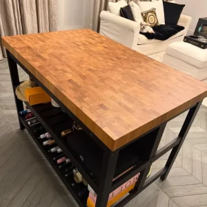 Kitchen island with oak top and back shelves - Image 4