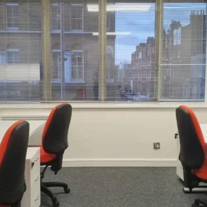 Furnished office spaces for 4 to 200 desks - Image 5