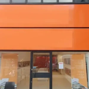 Furnished office spaces for 4 to 200 desks