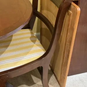 Dining table and chairs - Image 3