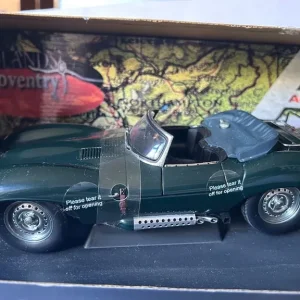 Jaguar XKSS Steve McQueen Collection - Image 2