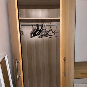Oakwood wardrobe - Image 2