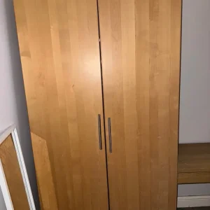 Oakwood wardrobe - Image 3