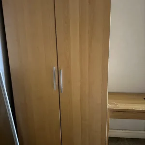 Oakwood wardrobe