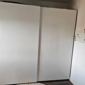 IKEA Hasvik White Sliding Wardrobe Doors (200x201)