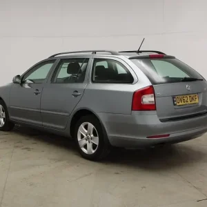 2012 Skoda Octavia 1.4 TSI Elegance Estate 5dr Petrol DSG - Image 4
