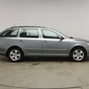 2012 Skoda Octavia 1.4 TSI Elegance Estate 5dr Petrol DSG - Image 6