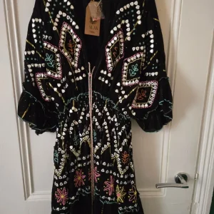 Beautil sequence dress