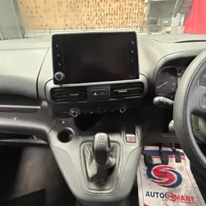 2019 Citroen Berlingo 650 Enterprise Blue HDi Panel Van - Image 4