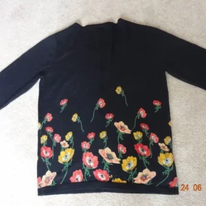 Pretty Cardigan - Image 4