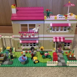 Lego Friends Olivia's House - Image 2