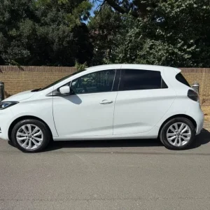 2022 Renault Zoe R110 EV50 52kWh Business+ Electric Van - Image 3