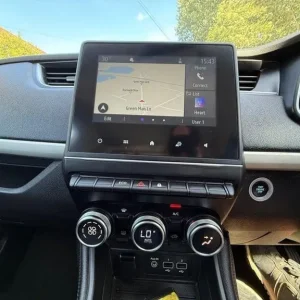 2022 Renault Zoe R110 EV50 52kWh Business+ Electric Van - Image 5