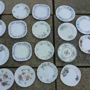 MIXED LOT OF 22 BLUE GREEN AND MIXED TEA PLATES VINTAGE CHINA - Image 3