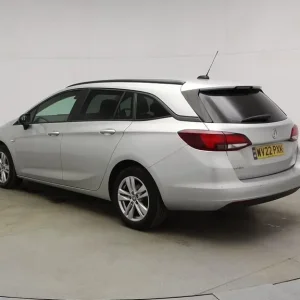 2022 Vauxhall Astra 1.2 Turbo Business Edition Nav Sports Tourer - Image 4