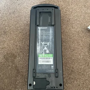 Giant 36v battery and charger - Image 2