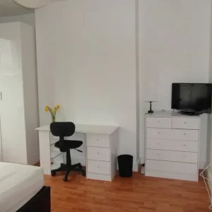Spacious Double by Brixton & Godalming - Image 3