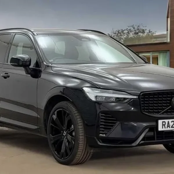 2024 Volvo XC60 T6 Plus Black Edition Estate