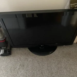 LG 40-inch TV