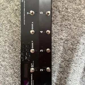 Boss ES-8