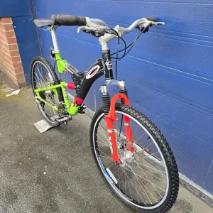 Gents mountain bike CARRERA BANSHEE 26" wheels 18" frame - Image 5