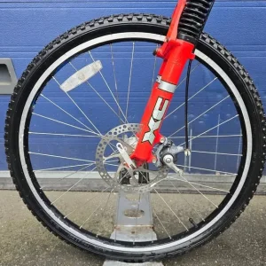 Gents mountain bike CARRERA BANSHEE 26" wheels 18" frame - Image 6