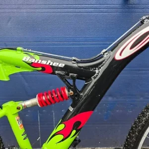 Gents mountain bike CARRERA BANSHEE 26" wheels 18" frame - Image 7