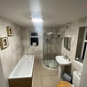 Fully Furnished Double Room - Image 5