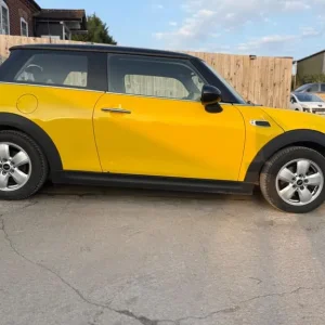 2017 MINI Hatch 1.5 Cooper Euro 6 (s/s) 3dr Petrol Manual