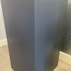 Metal planter - Image 4