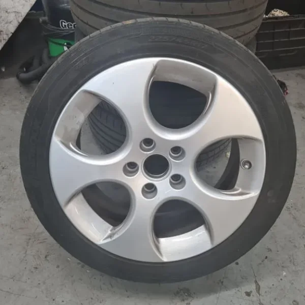 Genuine 17" Monza Alloys and tyres refurbished