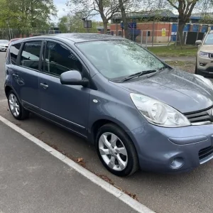 2010 Nissan Note Tekna Automatic MPV - Image 4
