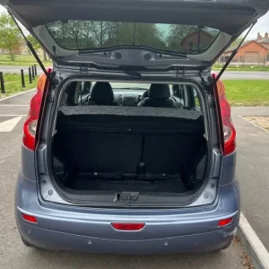 2010 Nissan Note Tekna Automatic MPV - Image 6