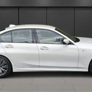 2020 BMW 320i M Sport - Image 2