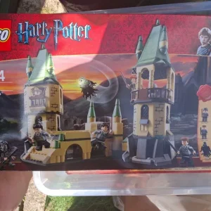 Lego Harry Potter 4867 Hogwarts With 7 Minifigures