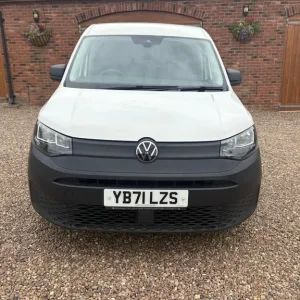 2022 Volkswagen Caddy 2.0 TDI C20 Commerce SWB Euro 6 (s/s) 5dr Panel Van Diesel Manual - Image 2