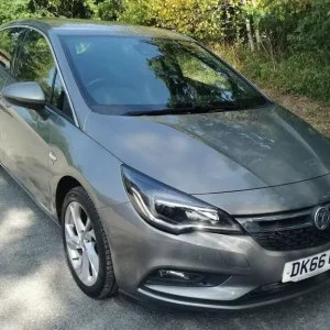 2016 Vauxhall Astra 1.4i Turbo SRi Nav Auto Euro 6 5-door Hatchback