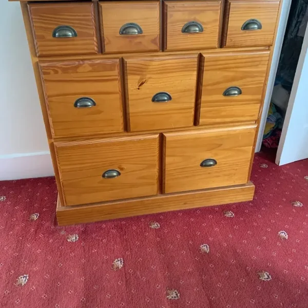 pine chest of drawers
