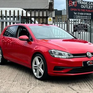 2019 Volkswagen Golf 1.6 TDI S Euro 6 5-door Hatchback Diesel Manual - Image 3