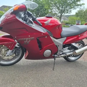 Honda CBR1137 Blackbird 2001 - Image 6