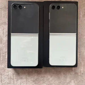 Samsung Galaxy Z Flip 5 256GB unlocked with warranty