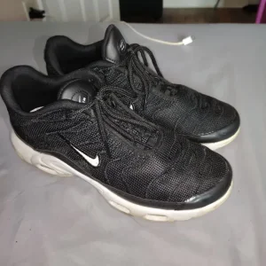 Nike Tn's size 7