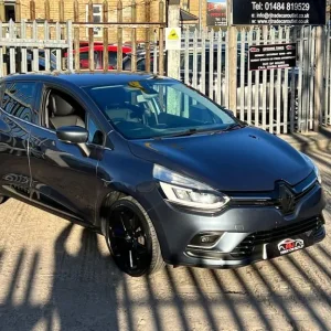 2018 Renault Clio 1.5 dCi Dynamique S Nav Euro 6 5dr Hatchback Diesel Manual - Image 3