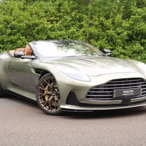 2025 Aston Martin DB12 Volante 2dr Convertible - Image 5