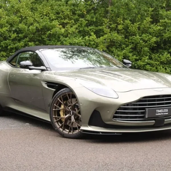 2025 Aston Martin DB12 Volante 2dr Convertible