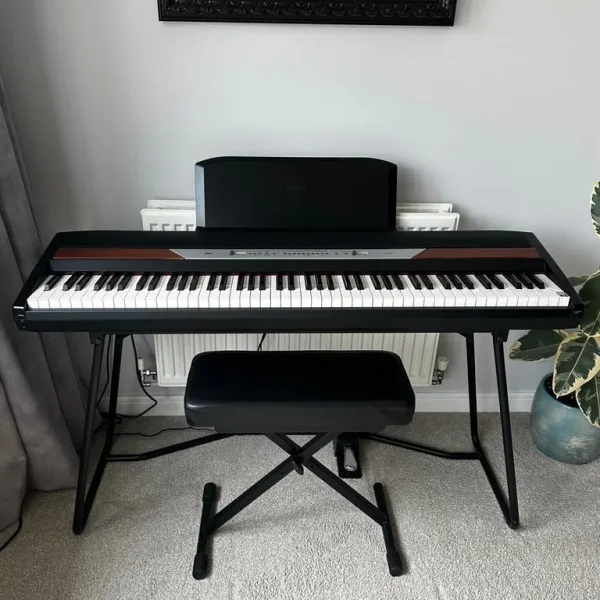 KORG SP-250 Digital Piano