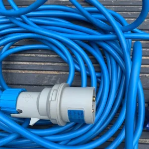 15m 4-way extension lead with cut-off protection and 3-way connector - Image 3