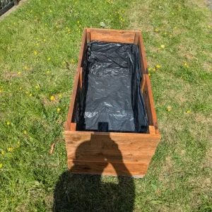 Large wooden planter - Image 4