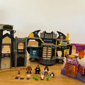 BATMAN IMAGINEXT BUNDLE - TOYS, FIGURES, BUILDINGS, BATCAVE, PENGUIN - Image 2
